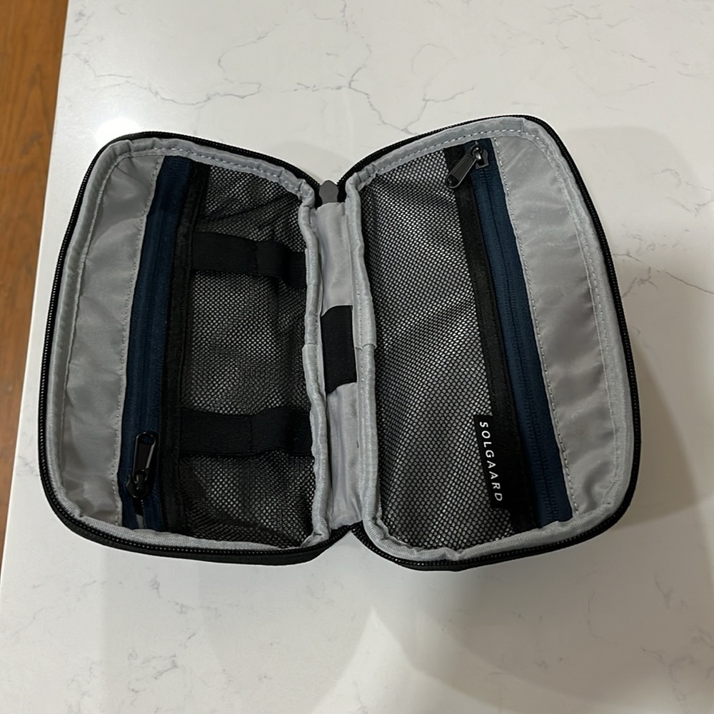 Lifekit Versa Organizer by Solgaard New Never Used - Picture 6 of 7
